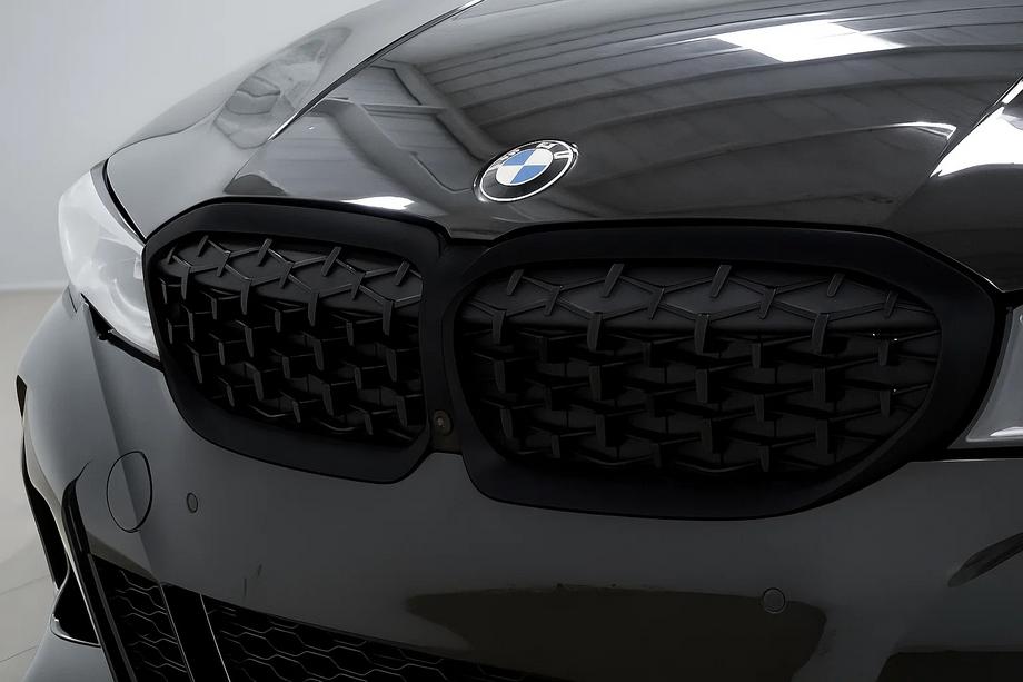 BMW 3 серія G20/G21 2018- рр. Ніздрі Diamond Black (2018-2022, чорна окантовка) Фото 2