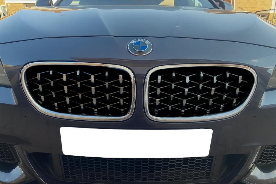 BMW 5 серія F10/F11 2010-2016 рр. Ніздрі Diamond Silver (хром окантовка) Фото 1