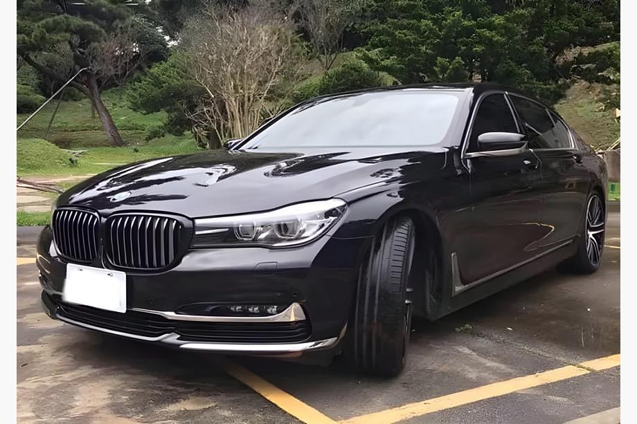 BMW 7 серія G11/G12 2015-2022 рр. Ніздрі 1 Bar (2016-2019, чорний глянець) Фото 2