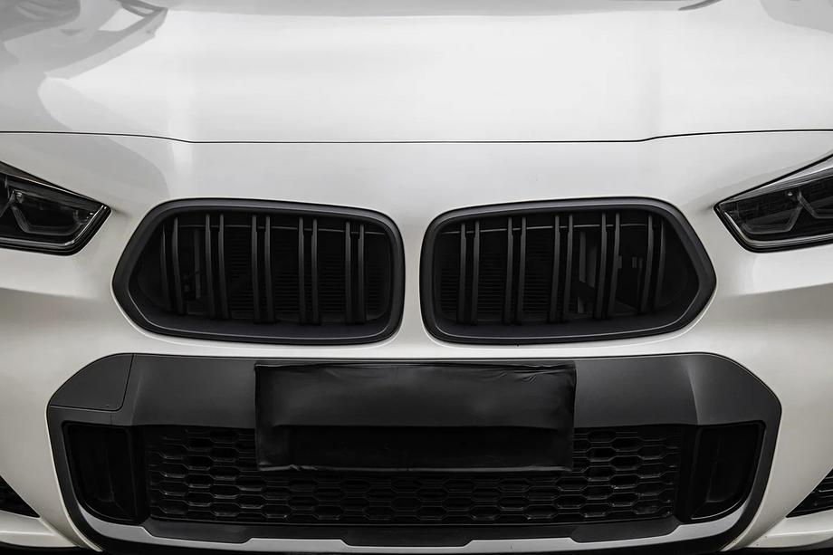 BMW X2 F39 2018-2023 рр. Ніздрі M-Look (чорний матовий) Фото 1