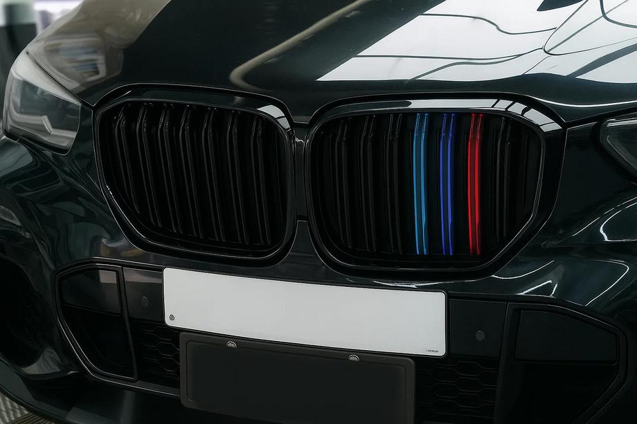 BMW X5 G05 2019-2026 рр. Ніздрі M-Look (2019-2022, M-Color) Фото 1