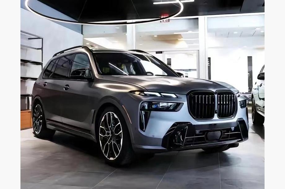 BMW X7 G07 2019- рр. Ніздрі 1 Bar (2023+, чорний глянцевий) Фото 3