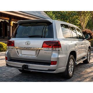 Задня накладка без хрому 2016-2021 (Executive 2019/2021, під фаркоп) Toyota Land Cruiser 200 2007-2021 рр. фото 2