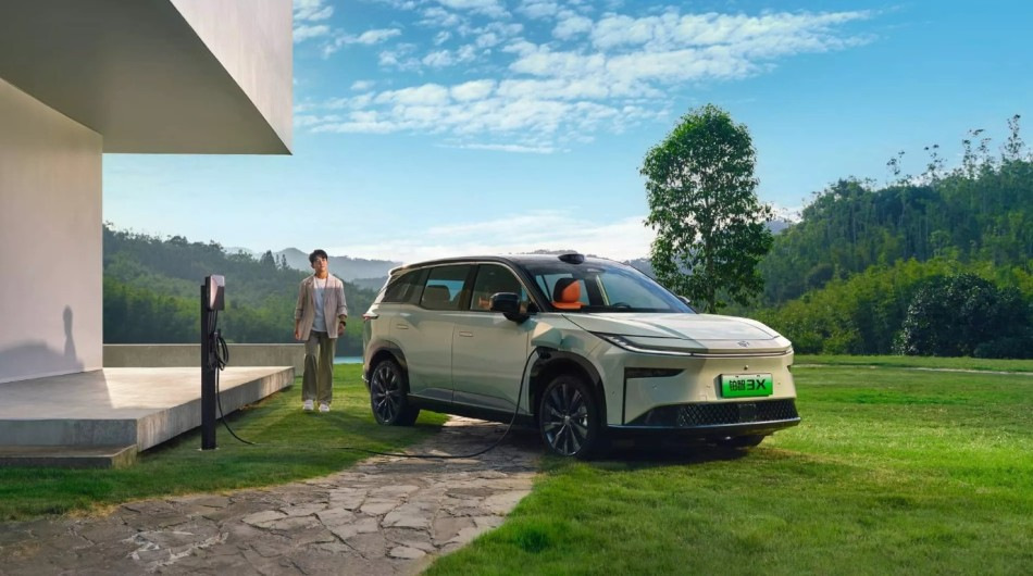 Огляд електричного кросовера Toyota bZ3X