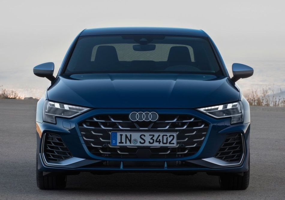 Огляд Audi S3 Sedan: фейсліфтинг 2024 року