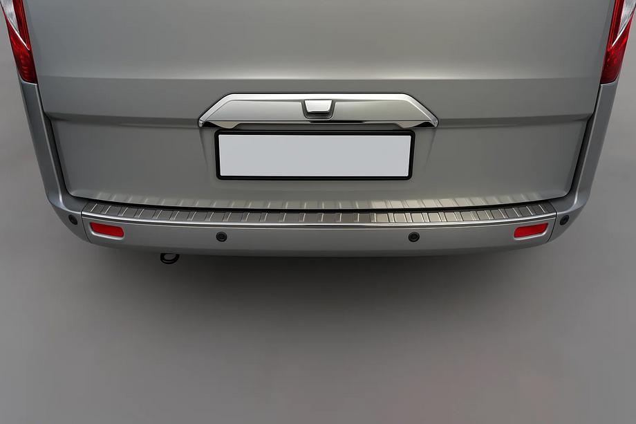 Ford Custom 2013-2022 рр. Хром планка над номером (під камеру, нерж.) Image