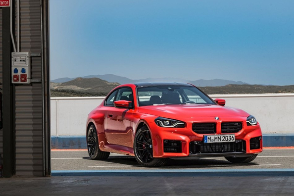 BMW M2 Coupe (G87) 2025: Огляд компактного потужного купе Фото 1
