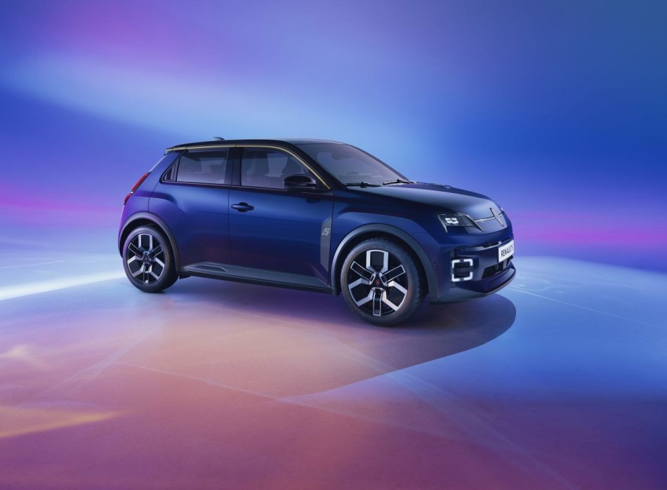 Renault 5 E-Tech 2024: Відродження легенди в електричному стилі