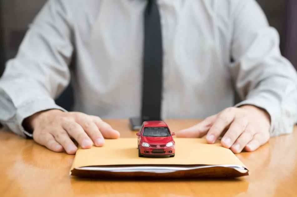 Як підібрати найкращу страхову компанію для вашого автомобіля?