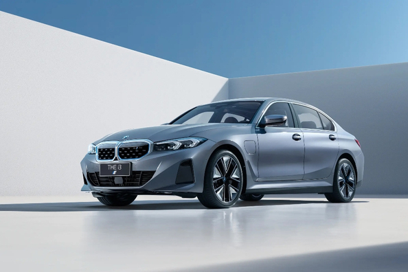 Огляд BMW i3 Sedan (G28): Електрична міць і стиль