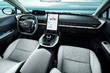 Огляд електричного седана Toyota bZ3 фото 5