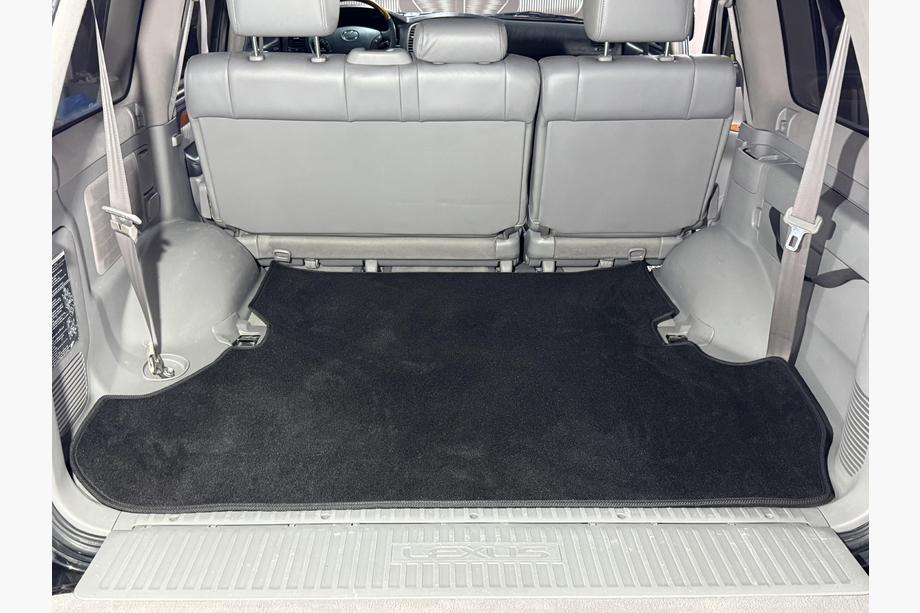 Lexus LX470 1998-2007 рр. Килимок багажника текстильний Classic 2 шт Чорний (7 місць) Фото 1