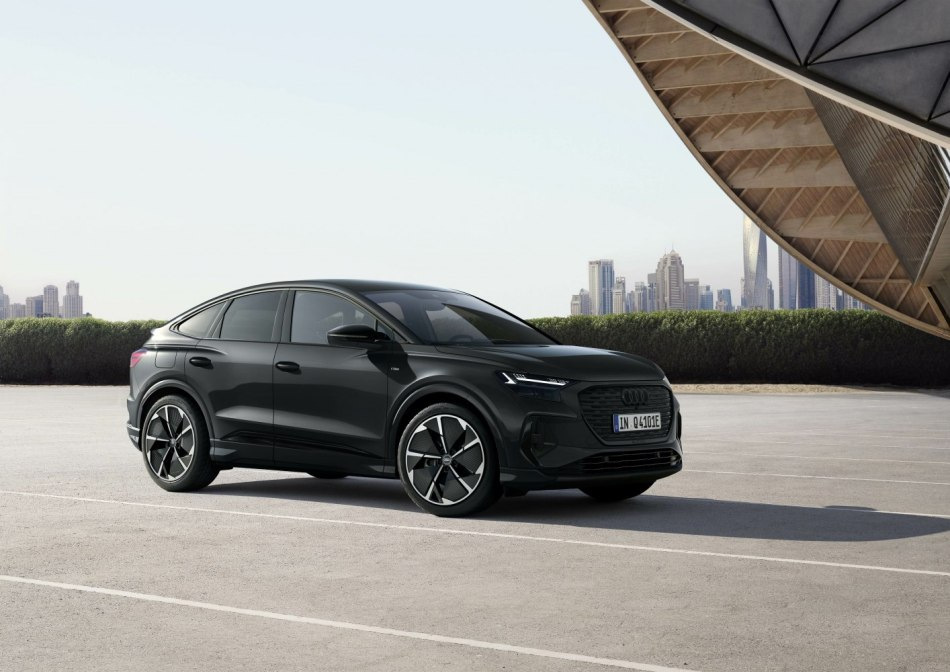 Audi Q4 Sportback e-tron: Електрична елегантність та практичність