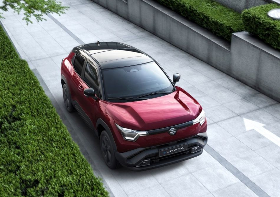 Огляд Suzuki eVitara: Перший електричний кросовер від Suzuki