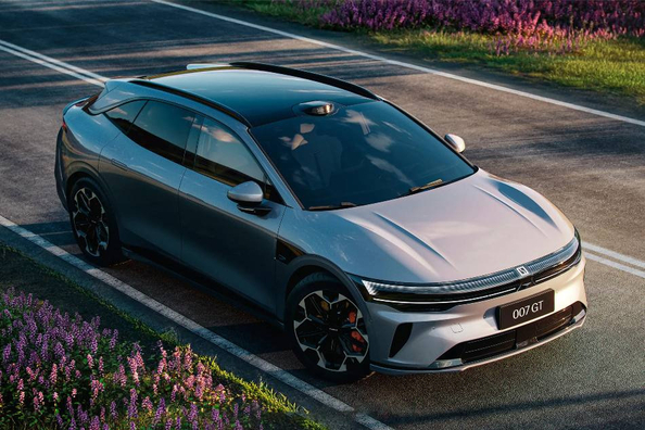 Zeekr 007 GT 2025: Огляд електричного динамічного універсала Фото 2