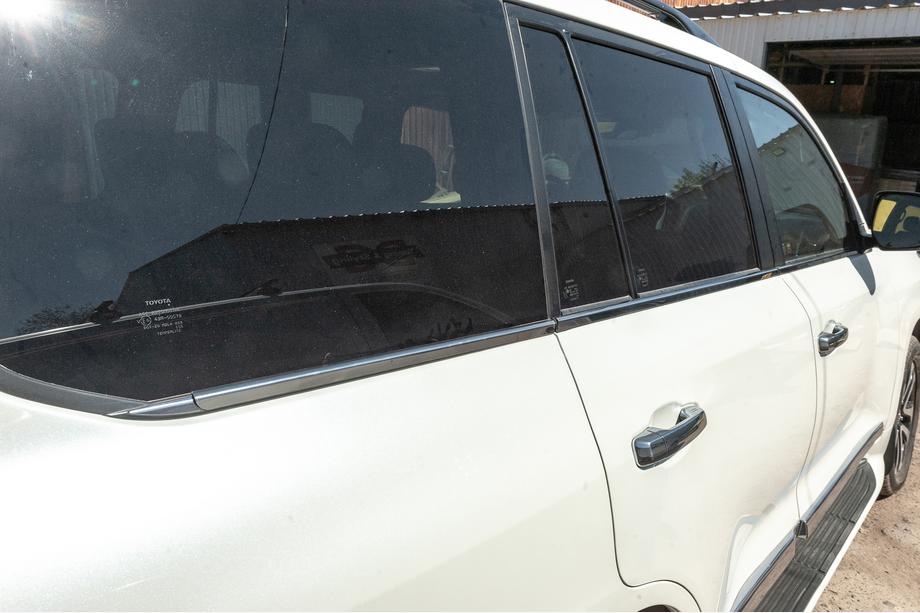 Toyota Land Cruiser 200 2007-2021 рр. Молдинг скла (6 шт, нерж) Carmos - Турецька сталь Фото 3