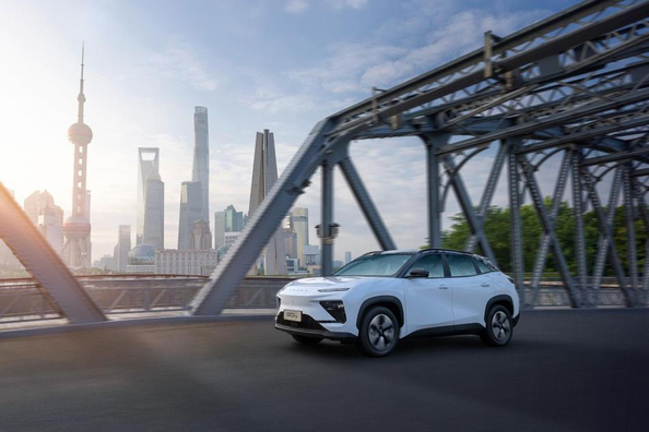 Chery Tiggo 6 (eQ7) 2025: Огляд електричного кросовера Фото 1