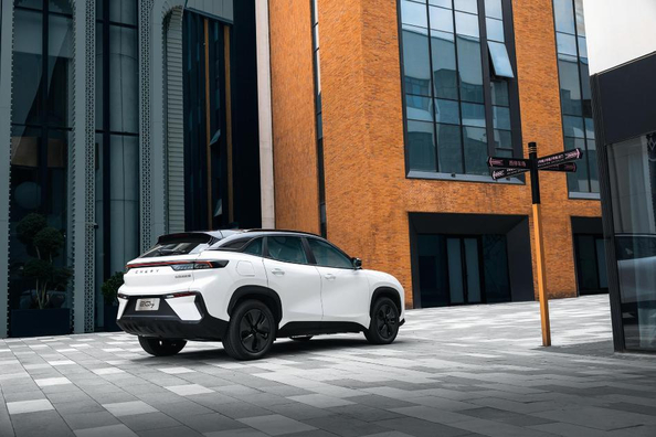Chery Tiggo 6 (eQ7) 2025: Огляд електричного кросовера Фото 5