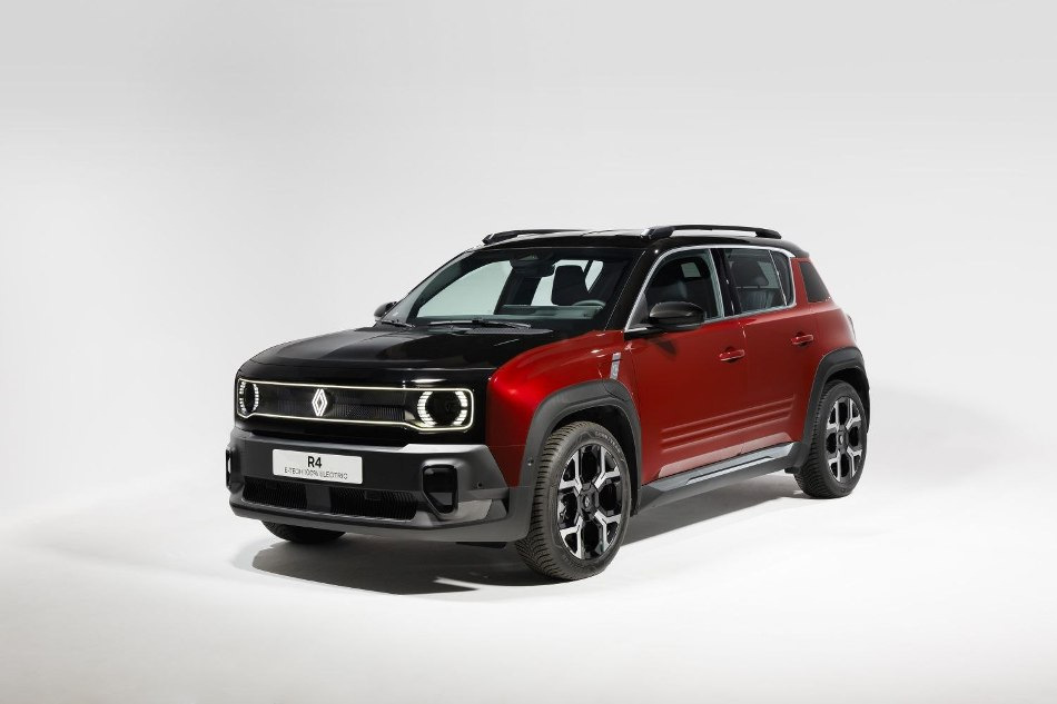 Огляд компактного електромобіля Renault 4 E-Tech