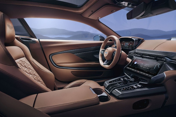 Aston Martin Vanquish III: втілення британської розкоші та стилю Фото 5