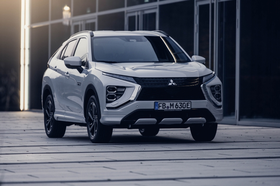 Огляд Mitsubishi Eclipse Cross: Рестайлінгова версія