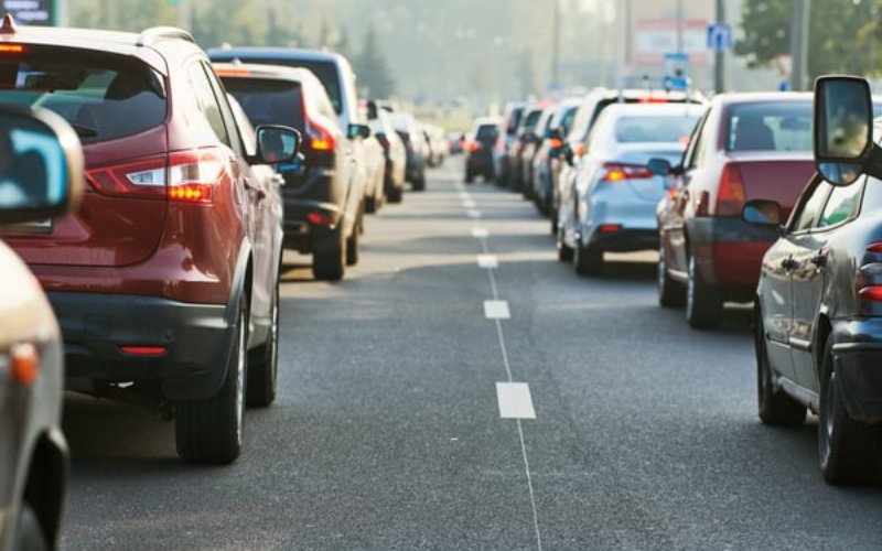 Як уникнути перегріву автомобіля в пробці влітку: практичні поради