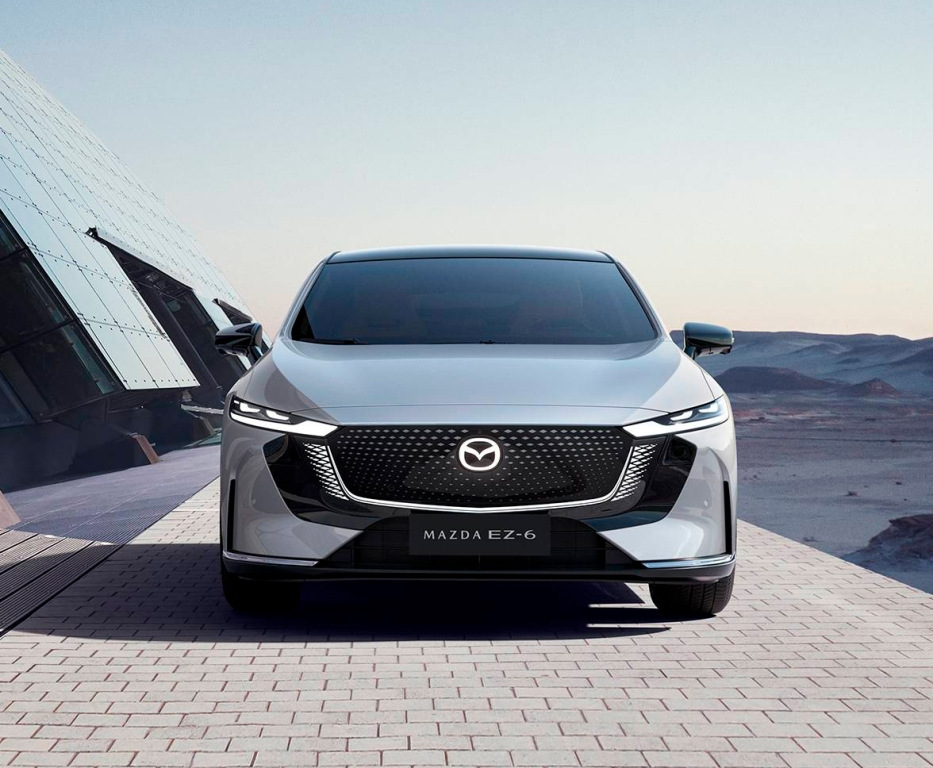 Огляд гібридного ліфтбека Mazda EZ-6