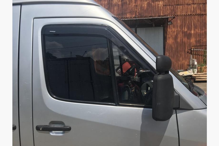 Mercedes Sprinter W901/902/903/904/905 1995-2006 рр. Вітровики (2 шт, Sunflex) Фото 3