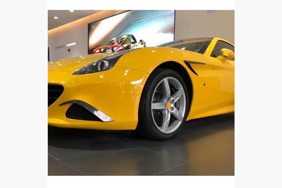 Ferrari California 2008-2017 рр. Накладки на передні крила (2015-2018, Карбон) Фото 3