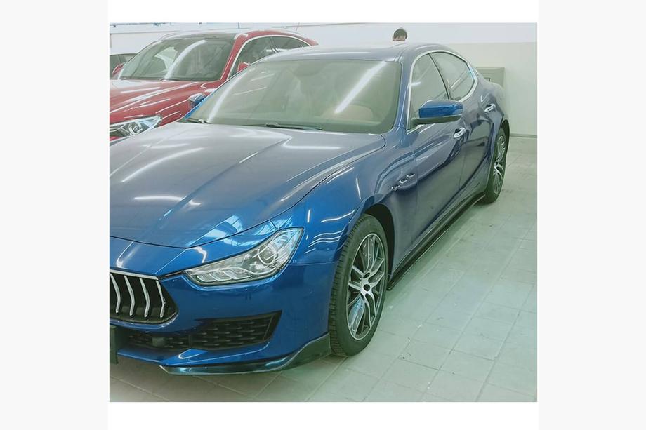 Maserati Ghibli 2013-2023 рр. Бокові пороги V1 (для Base/S/S Q4, Карбон) Фото 3