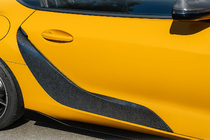 Toyota Supra 2019- рр. Накладки на двері (Карбон) фото 1