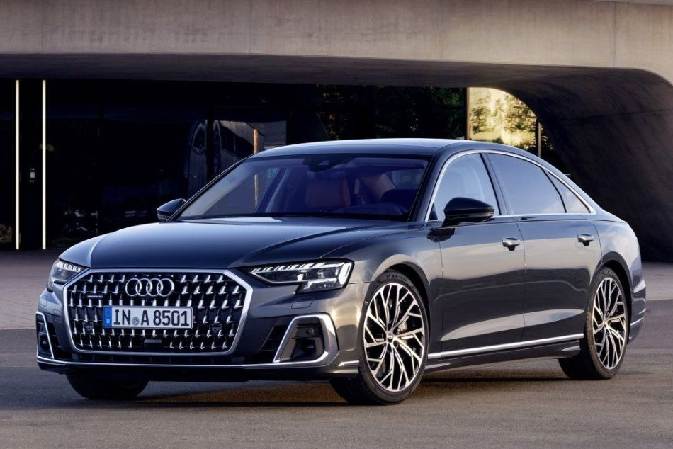 Огляд Audi A8 (D5): Рестайлінгова версія