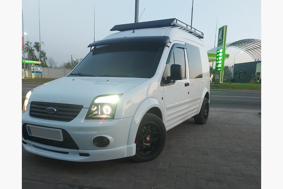 Ford Connect 2010-2013 рр. Передня нижня накладка (під фарбування) Фото 2