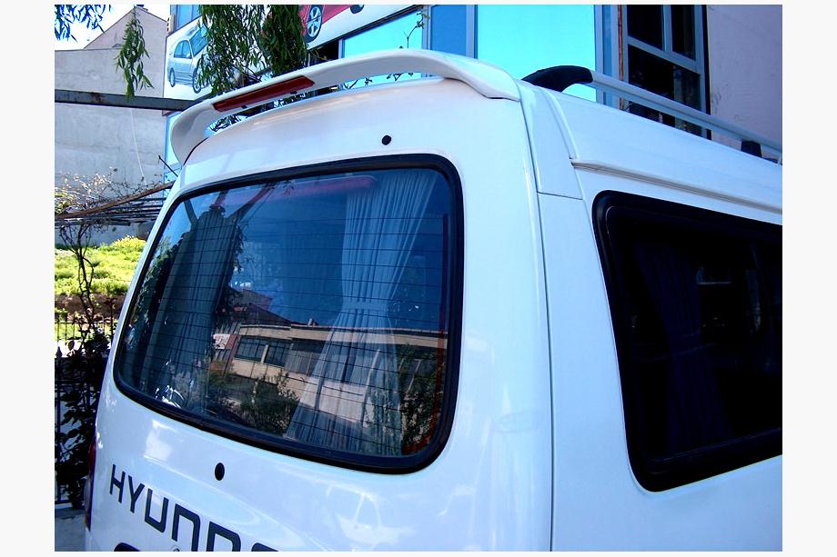 Hyundai H100 Спойлер (під фарбування) Image