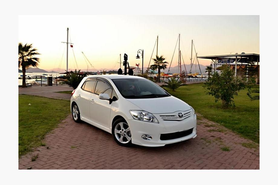 Toyota Auris 2007-2012 рр. Бокові пороги (під фарбування) Image