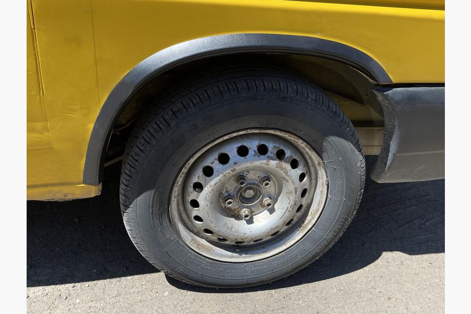 Volkswagen T4 Transporter 1990-2003 рр. Накладки на арки (4 шт, чорні) Image