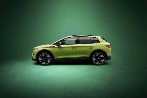 Skoda Elroq RS: Огляд зарядженого електрокросовера Фото 4