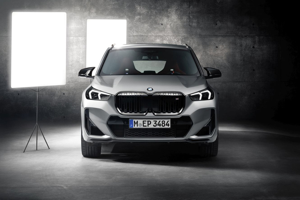 Огляд BMW X1 M35i (U11): Спортивний компактний кросовер Фото 2