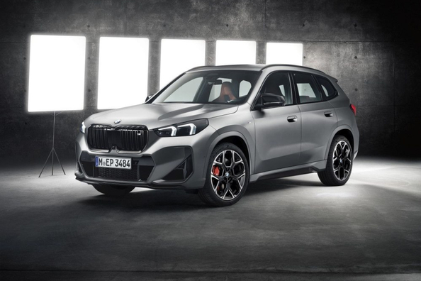 Огляд BMW X1 M35i (U11): Спортивний компактний кросовер Фото 1
