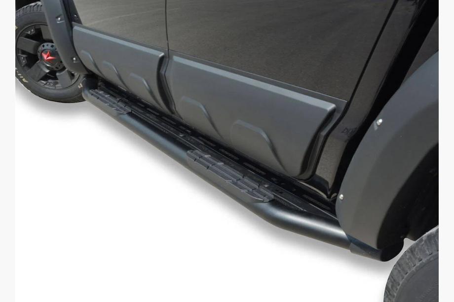 Volkswagen Amarok 2022- рр. Бокові пороги Amazon Black (2 шт., чорні) Image