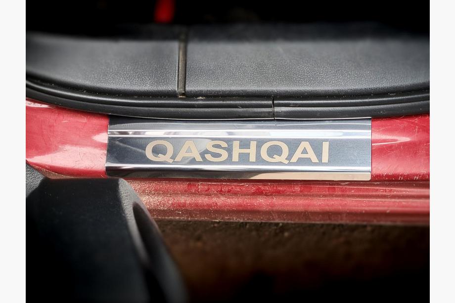 Nissan Qashqai 2010-2014 рр. Накладки на пороги (Carmos V1, 4 шт, нерж.) Фото 4