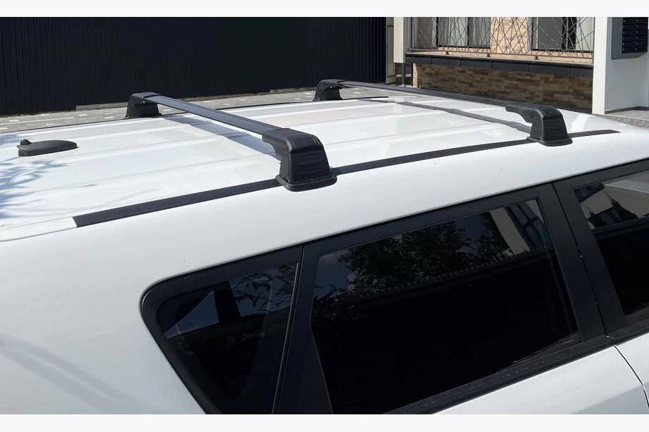 Subaru Crosstrek 2011-2017 рр. Поперечени у штатні місця під ключ Wingbar V3 (2 шт) Image