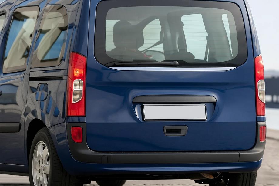 Молдинг скла багажника (нерж) Image