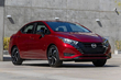 Nissan Versa: Оновлений бюджетний седан фото 1