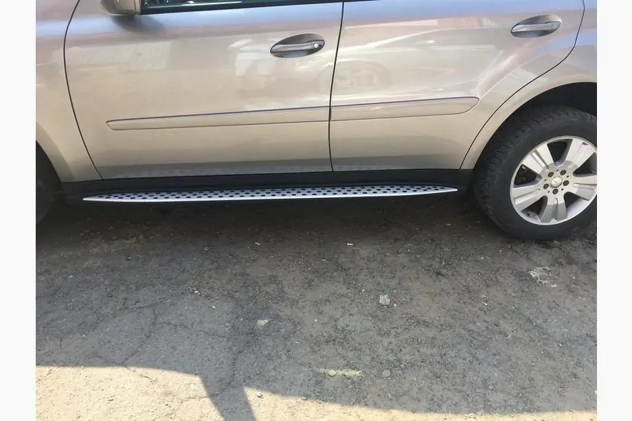 Mercedes ML W164 2005-2011 рр. Бокові пороги OEM (2 шт., Алюміній) Фото 3
