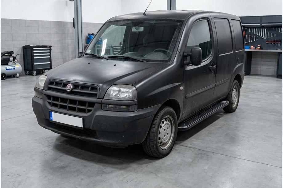 Fiat Doblo I 2001-2005 рр. Бокові пороги Allmond Black (2 шт., алюміній) Image