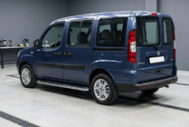 Fiat Doblo I 2005-2010 рр. Бокові пороги Maydos V1 (2 шт., Алюміній ↗ нерж) фото 1