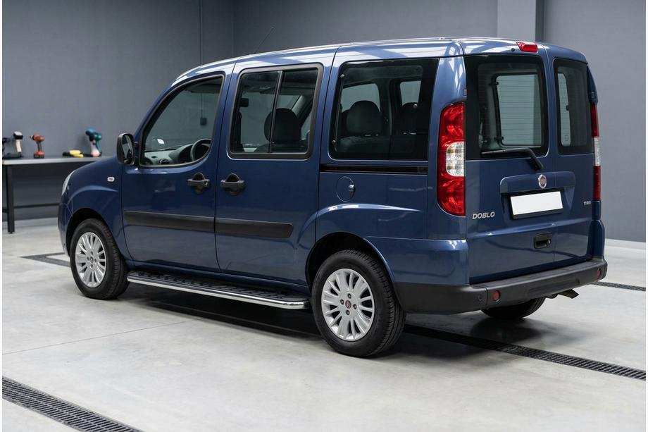Fiat Doblo I 2005-2010 рр. Бокові пороги Maydos V1 (2 шт., Алюміній ↗ нерж) Image