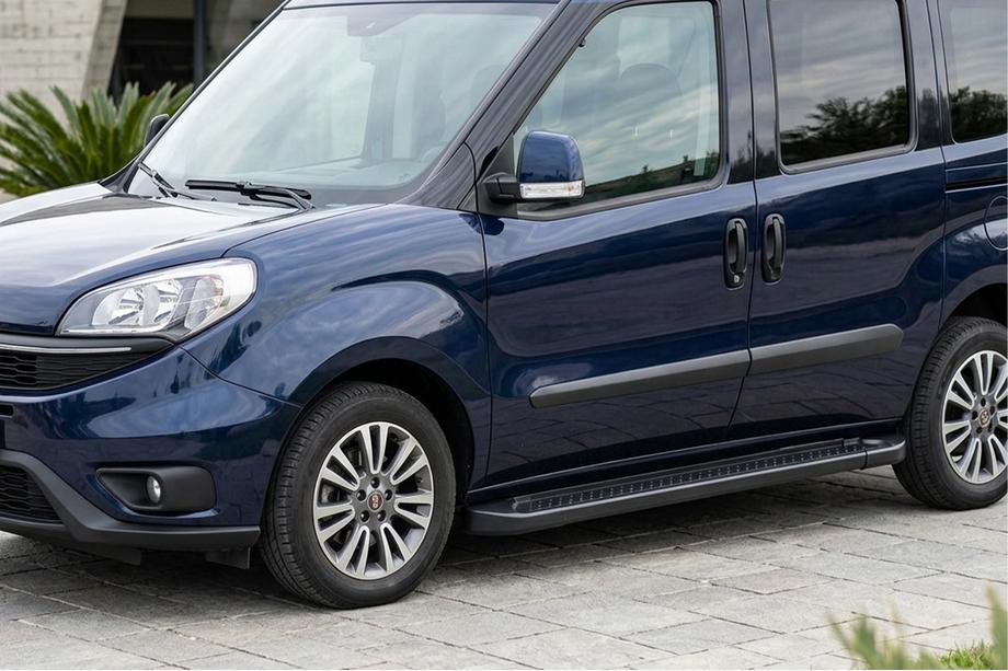 Fiat Doblo II 2010-2022 рр. Бокові пороги Allmond Black (2 шт., Алюміній) Фото 1