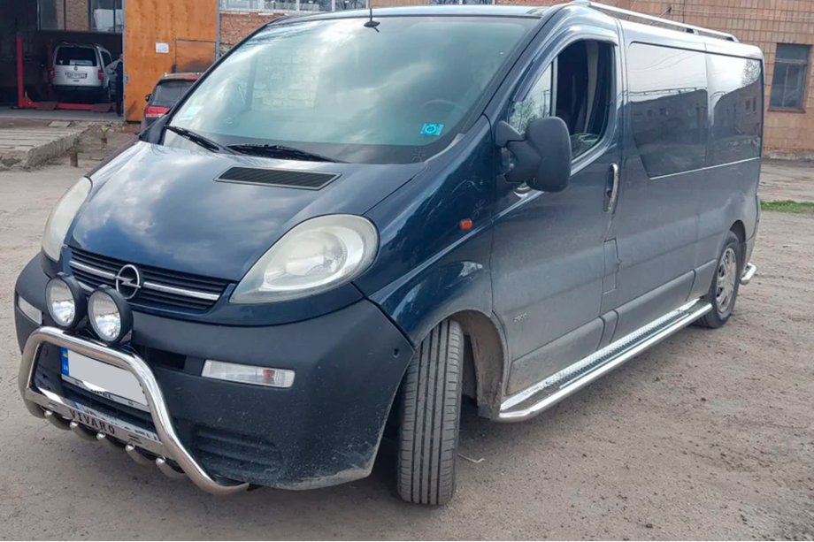 Opel Vivaro 2001-2015 рр. Кенгурятник WT003-4 (нерж.) З написом Фото 10